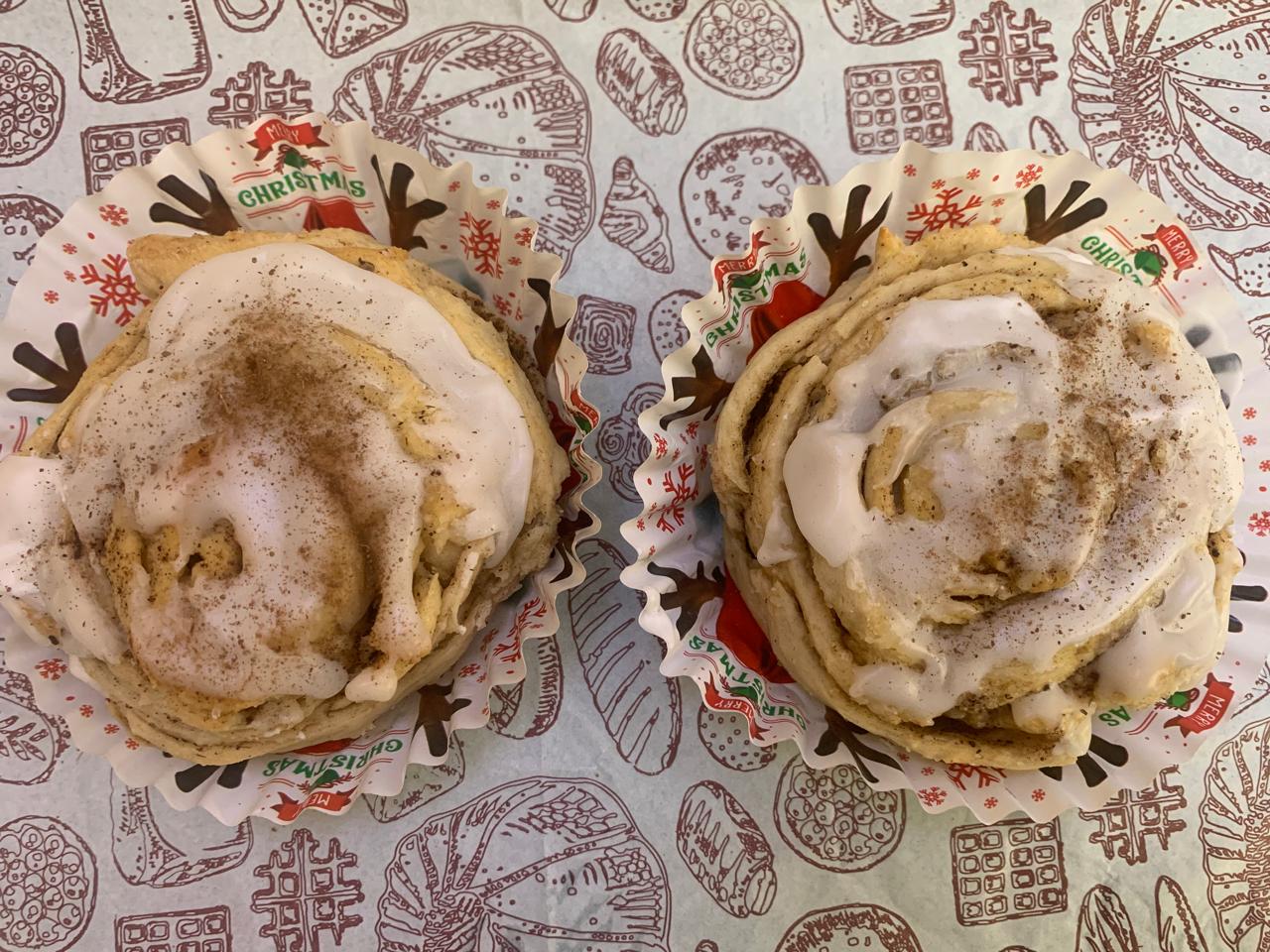 Cinnamon roll grandes